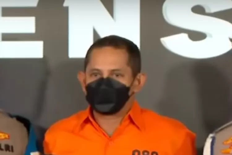 Eks Kapolres Ngada Fajar Widyadharma Lukman Terekam di 8 Video Asusila Anak, Terungkap dari Situs Dewasa Australia